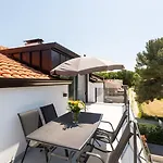 Luxury Matic Ii With Shared Pool And Seaview Διαμέρισμα