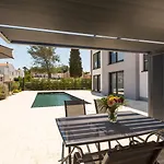Luxury Matic Ii With Shared Pool And Seaview Διαμέρισμα Funtana