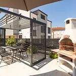 Luxury Matic Ii With Shared Pool And Seaview Funtana