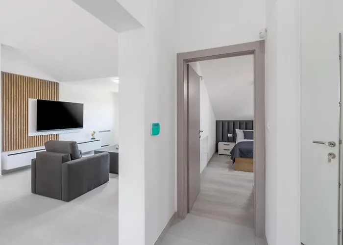 Luxury Matic Ii With Shared Pool And Seaview Apartamento