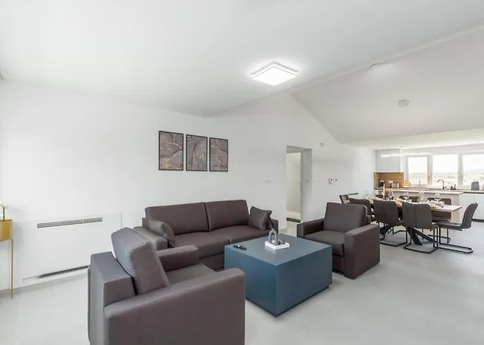 Luxury Matic Ii With Shared Pool And Seaview Funtana